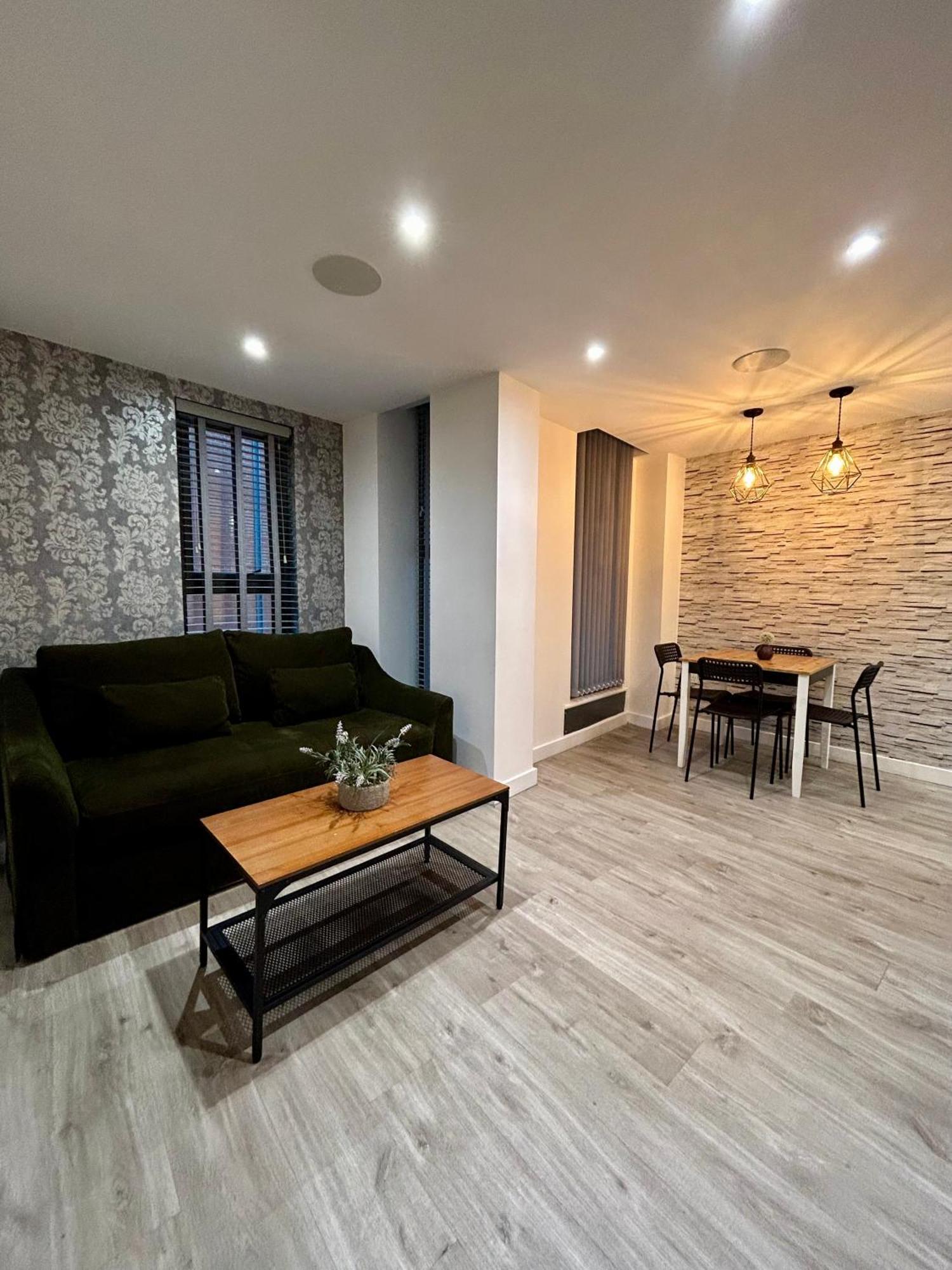 Cosy City Centre Location, Hydro Massage Showe 曼彻斯特 外观 照片